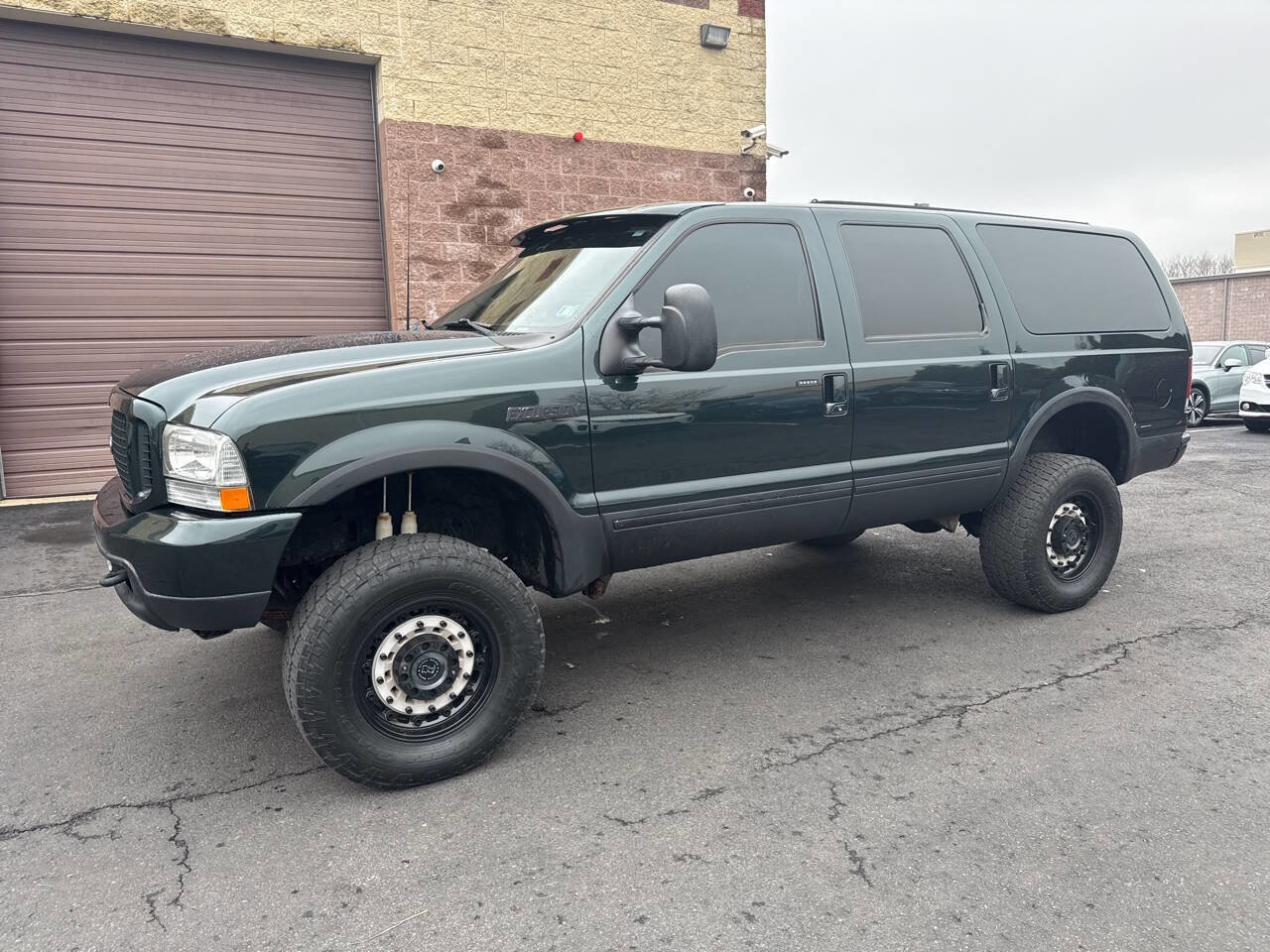Used 2003 Ford Excursion Limited image 2