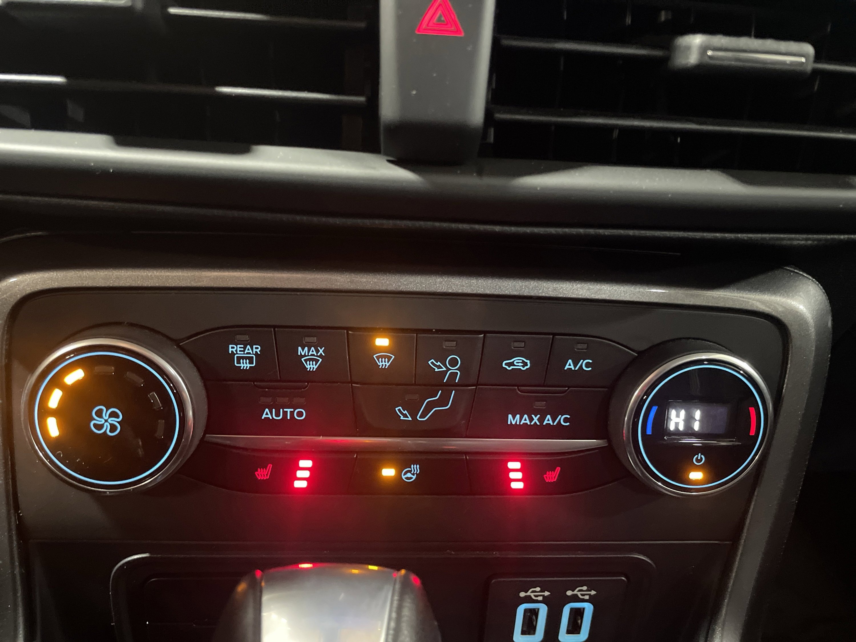 Used 2022 Ford EcoSport SES image 20