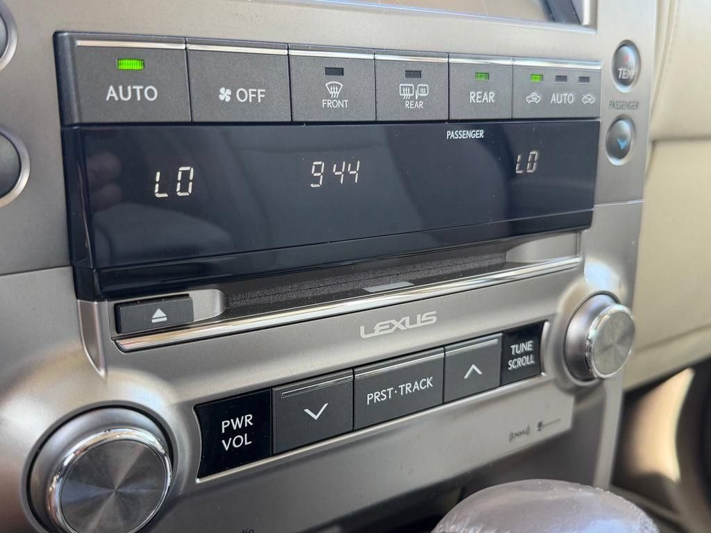 Used 2019 Lexus GX 460 Premium AWD/4WD image 25