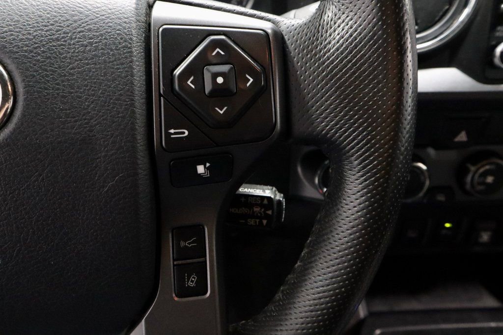 Used 2020 Toyota Tacoma TRD Off-Road w/ Technology Package image 29
