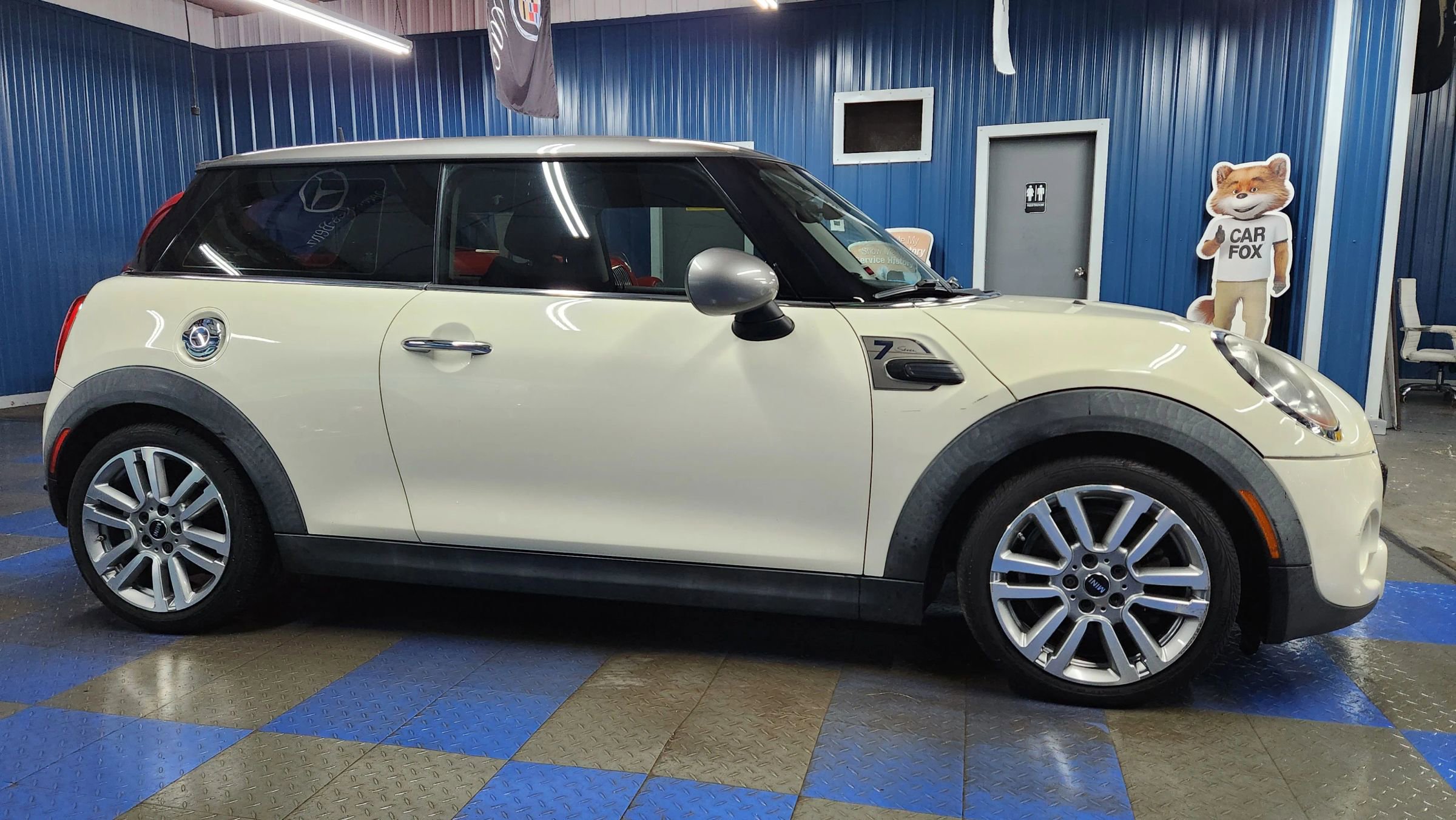 Used 2017 MINI Cooper S image 78