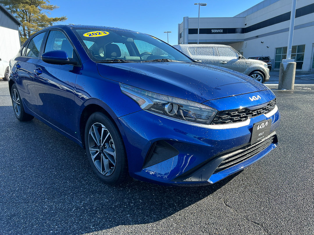 Used 2023 Kia Forte LXS image 8