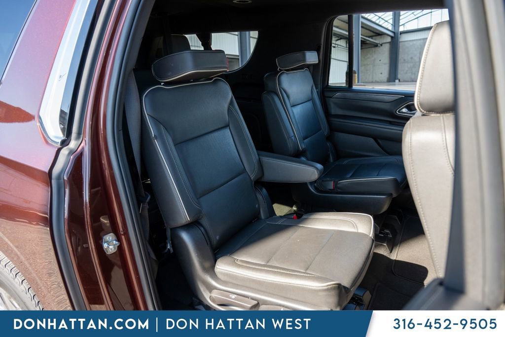 Used 2023 GMC Yukon XL SLT AWD/4WD image 26