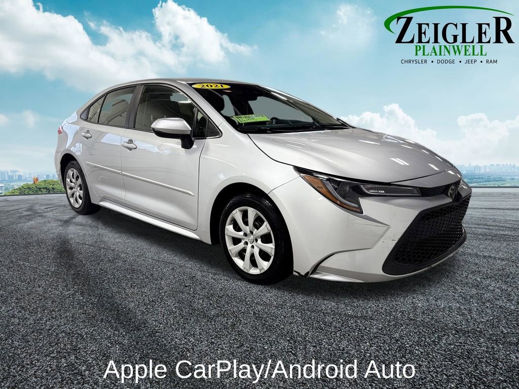 Used 2021 Toyota Corolla LE image 7