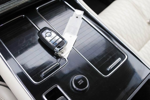 Used 2023 Lincoln Aviator Black Label w/ Class IV Trailer Tow Package image 28