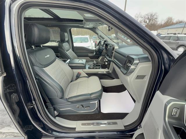 Used 2022 Ford F150 Limited image 30