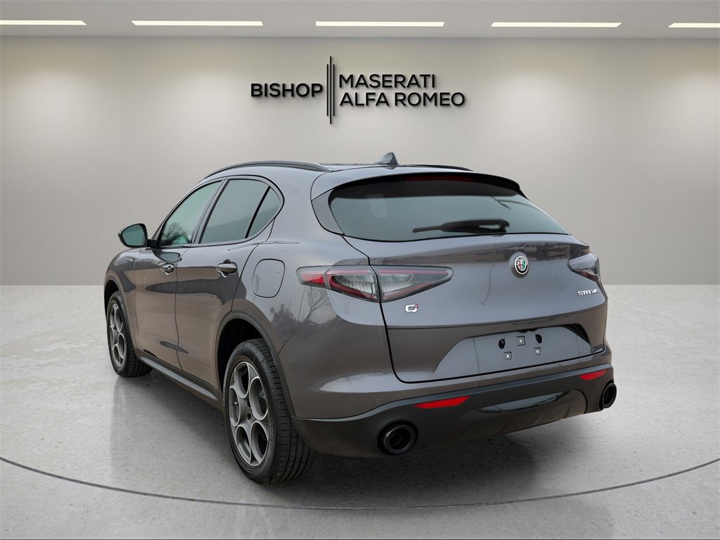 New 2026 Alfa Romeo Stelvio Sprint w/ Convenience Package image 5