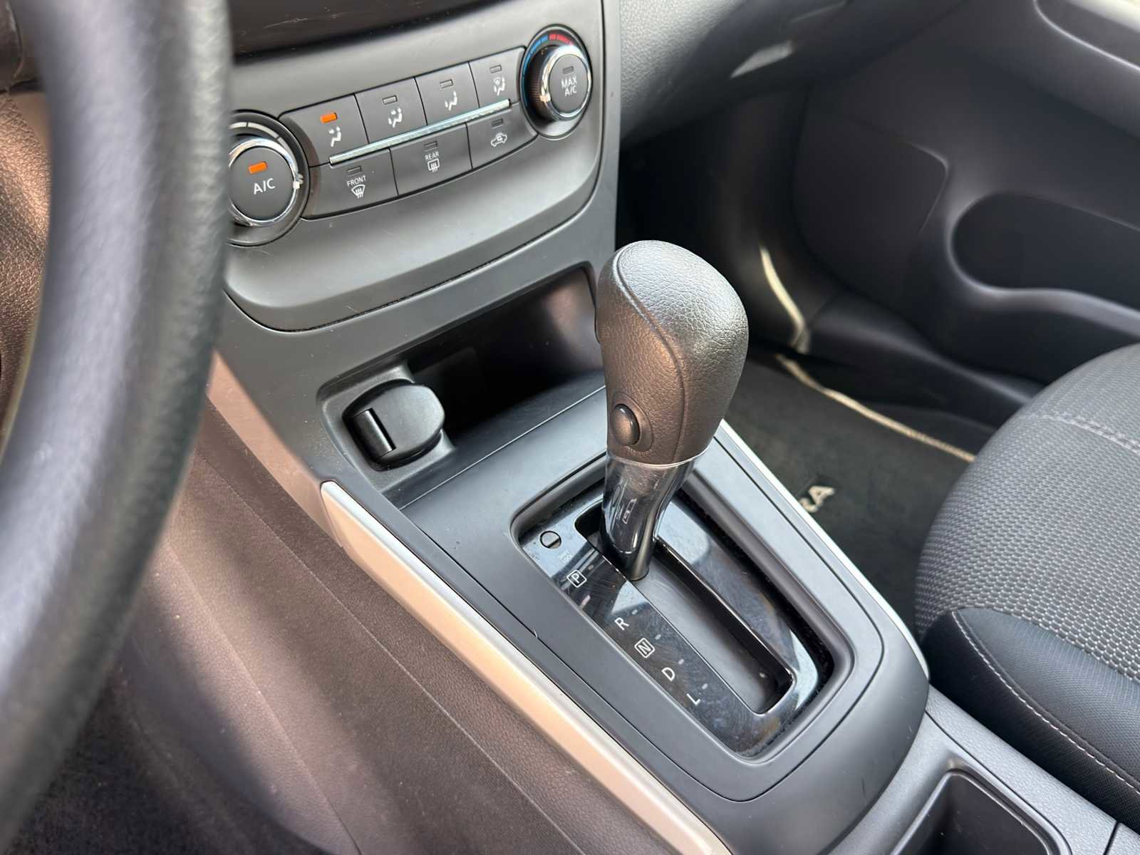 Used 2017 Nissan Sentra S FWD image 10