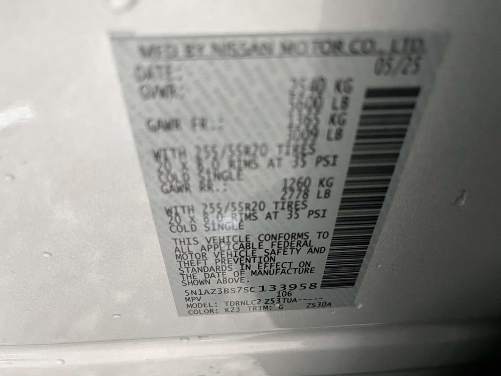 Certified 2025 Nissan Murano SV image 26