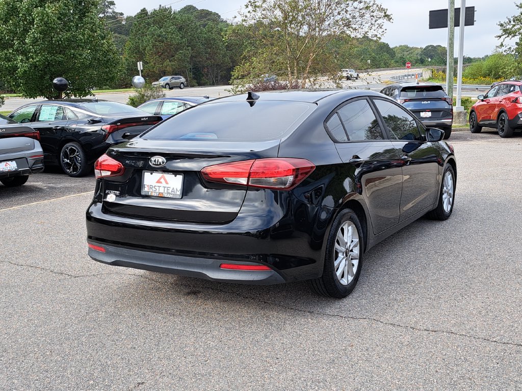 Used 2017 Kia Forte LX w/ LX Popular Package FWD image 5