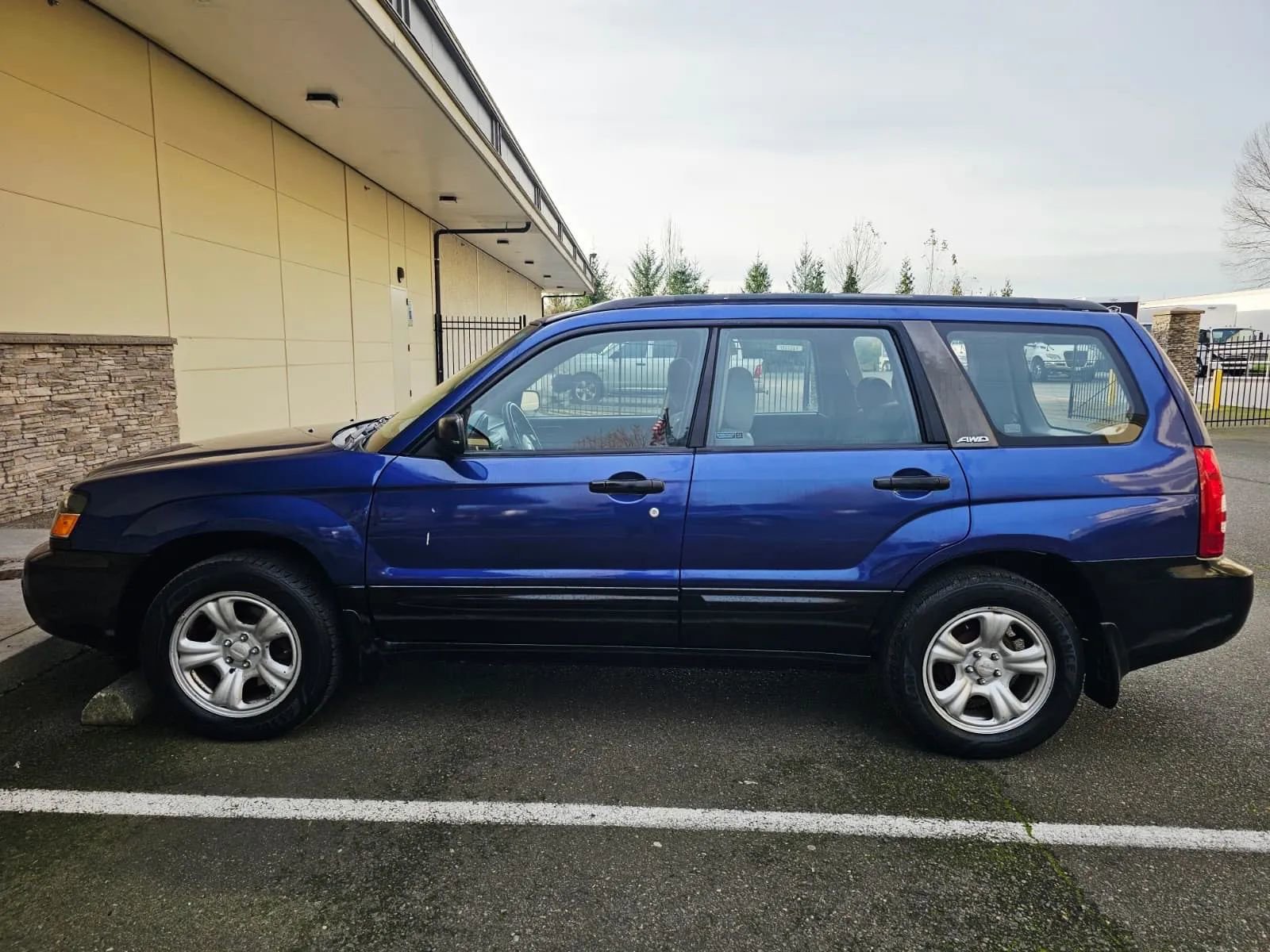 Used 2004 Subaru Forester 2.5X image 2