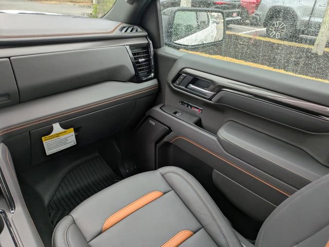 New 2026 GMC Sierra 1500 AT4 w/ AT4 Premium Package image 18
