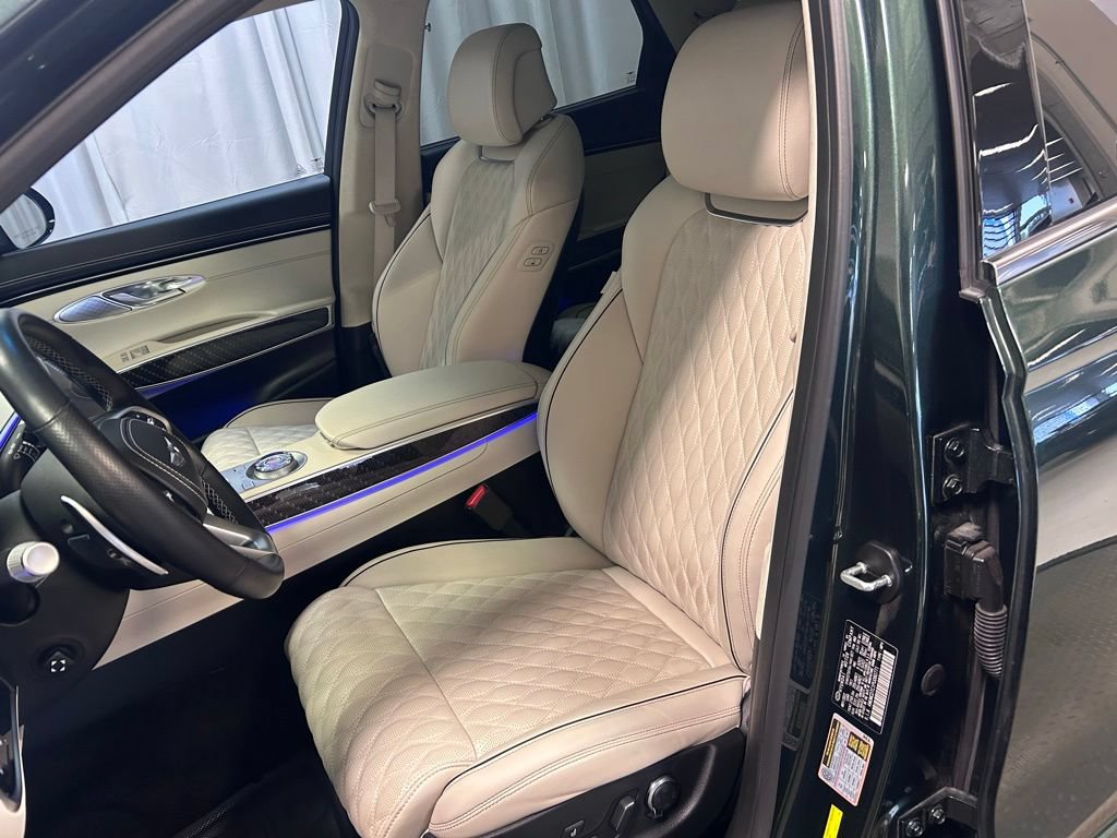 Used 2023 Genesis GV70 3.5T Sport w/ Sport Prestige Package AWD/4WD image 4