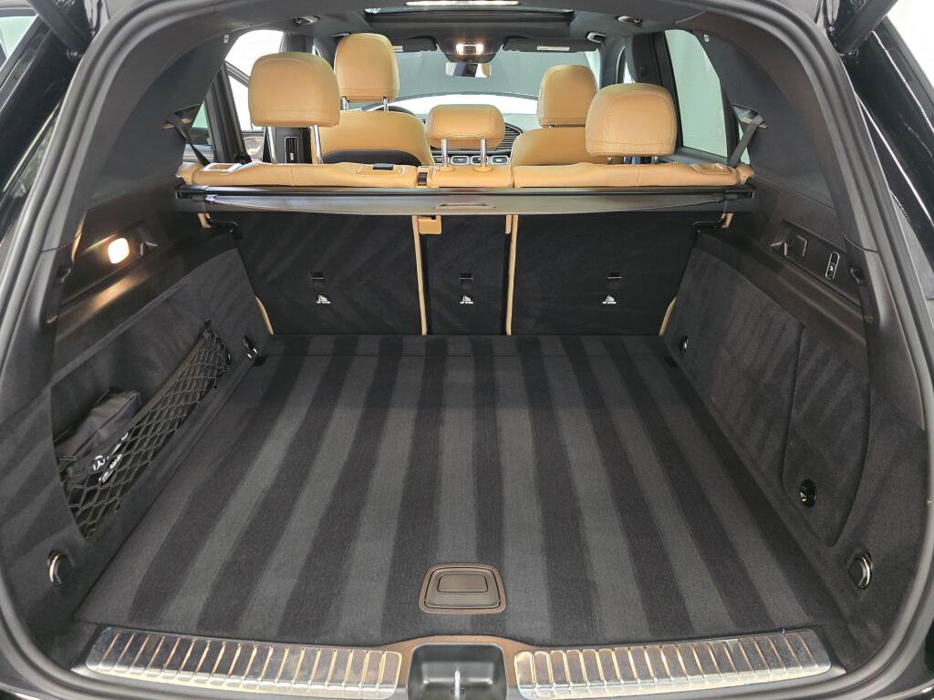 Used 2024 Mercedes-Benz GLE 580 4MATIC image 11