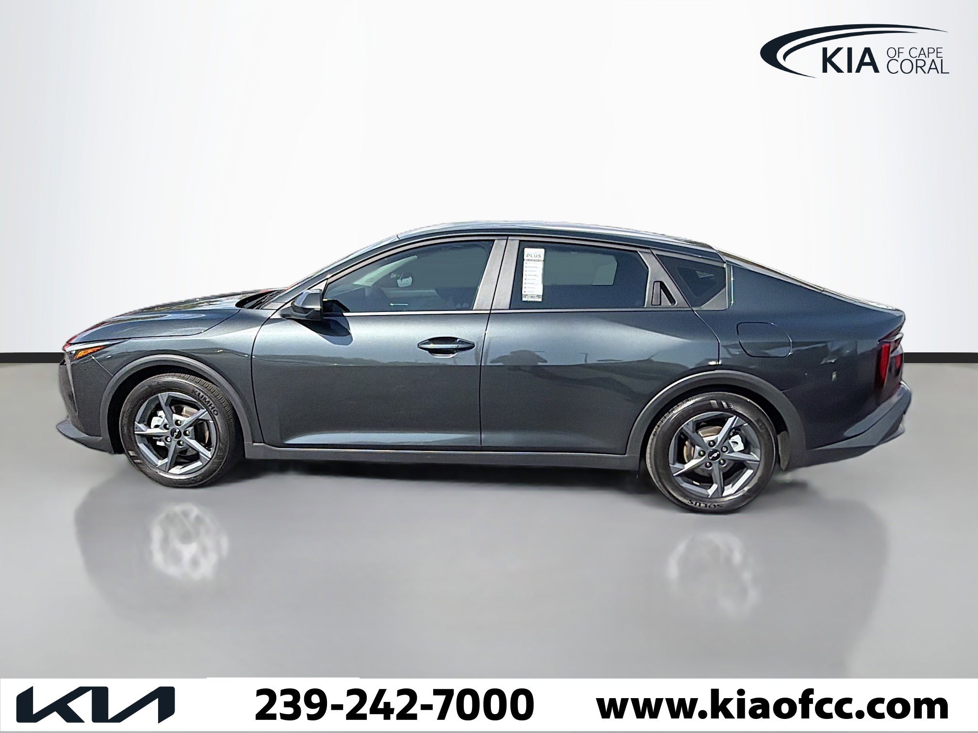 Certified 2025 Kia K4 LXS image 3