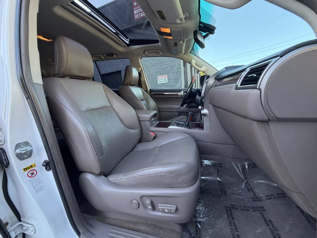 Used 2012 Lexus GX 460 Premium AWD/4WD image 21
