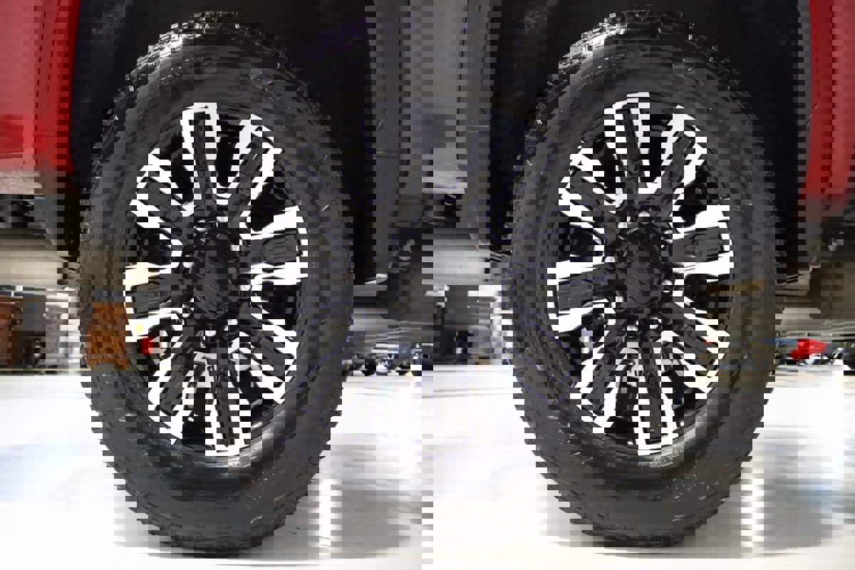 Used 2022 GMC Sierra 3500 Denali w/ Denali Ultimate Package image 93