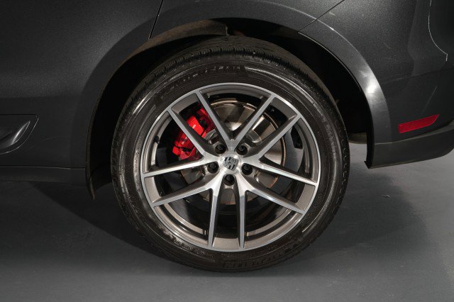 Used 2022 Porsche Macan S image 22