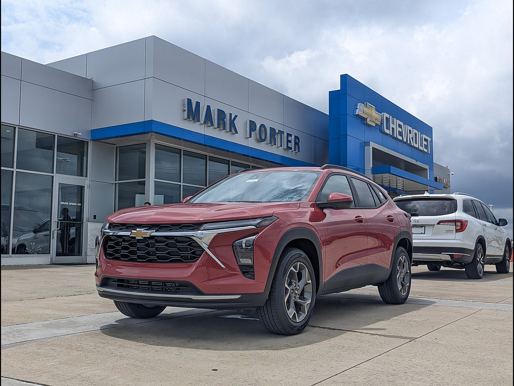 New 2026 Chevrolet Trax LT w/ LT Convenience Package FWD image 1