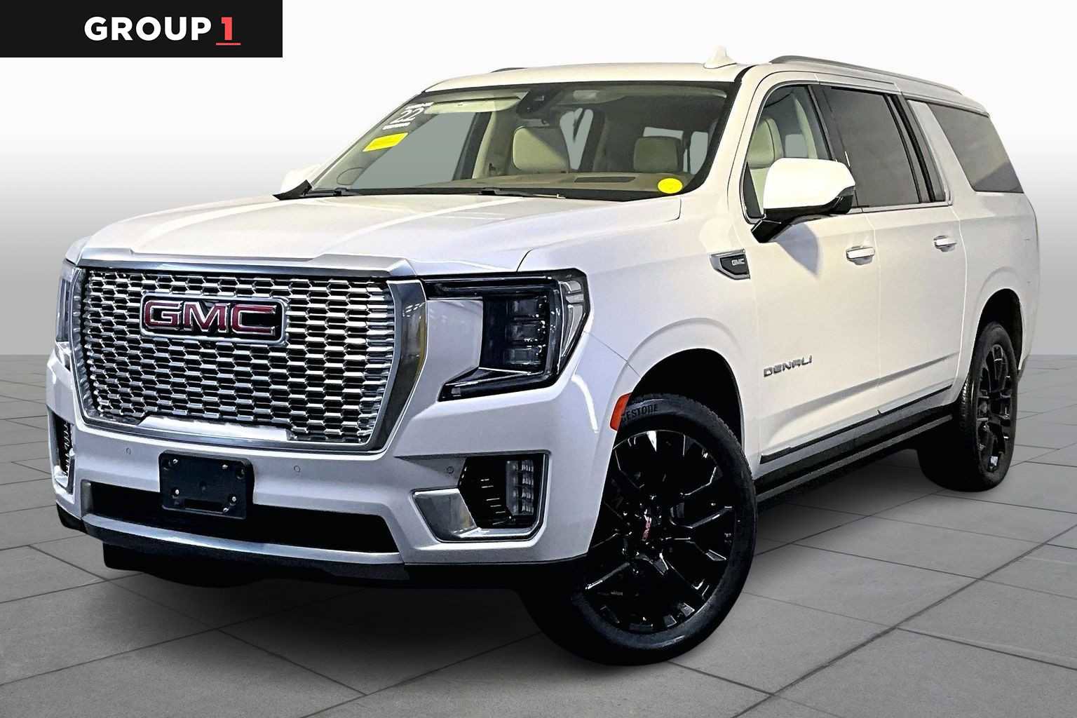 Used 2022 GMC Yukon XL Denali image 1