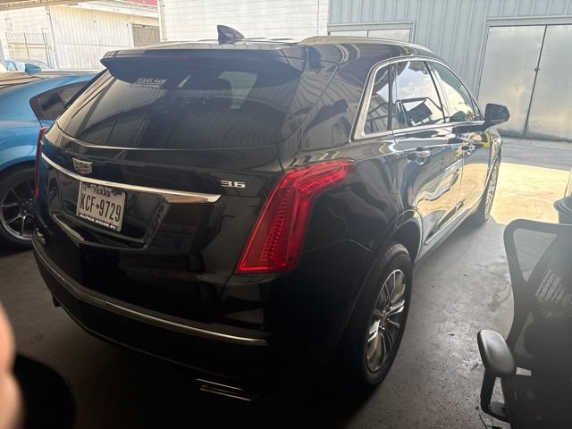 Used 2017 Cadillac XT5 Luxury FWD image 4