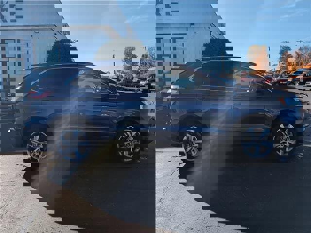 Used 2022 Ford Edge SEL w/ Convenience Package image 6