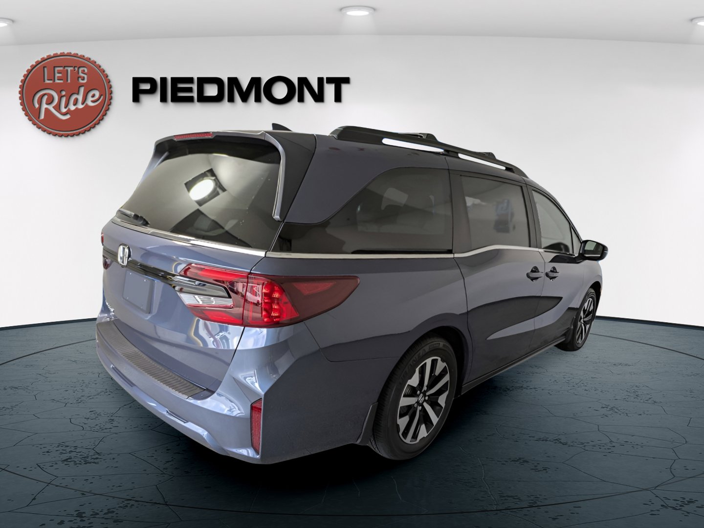 New 2026 Honda Odyssey EX-L image 4