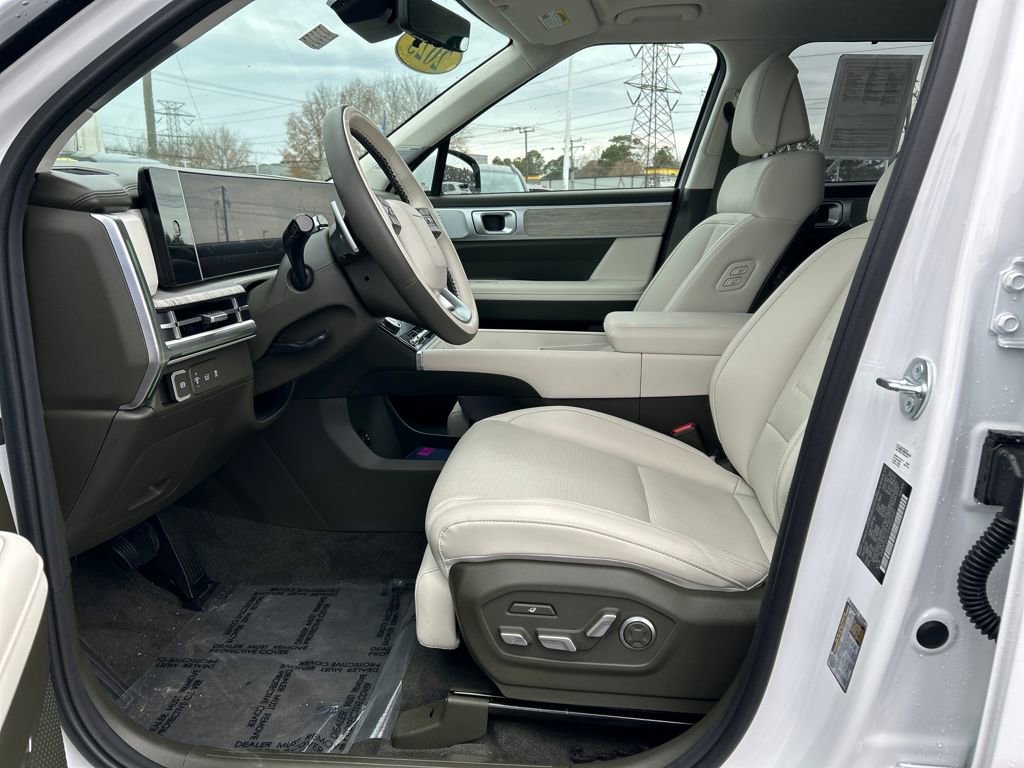 Certified 2025 Hyundai Santa Fe Calligraphy image 16