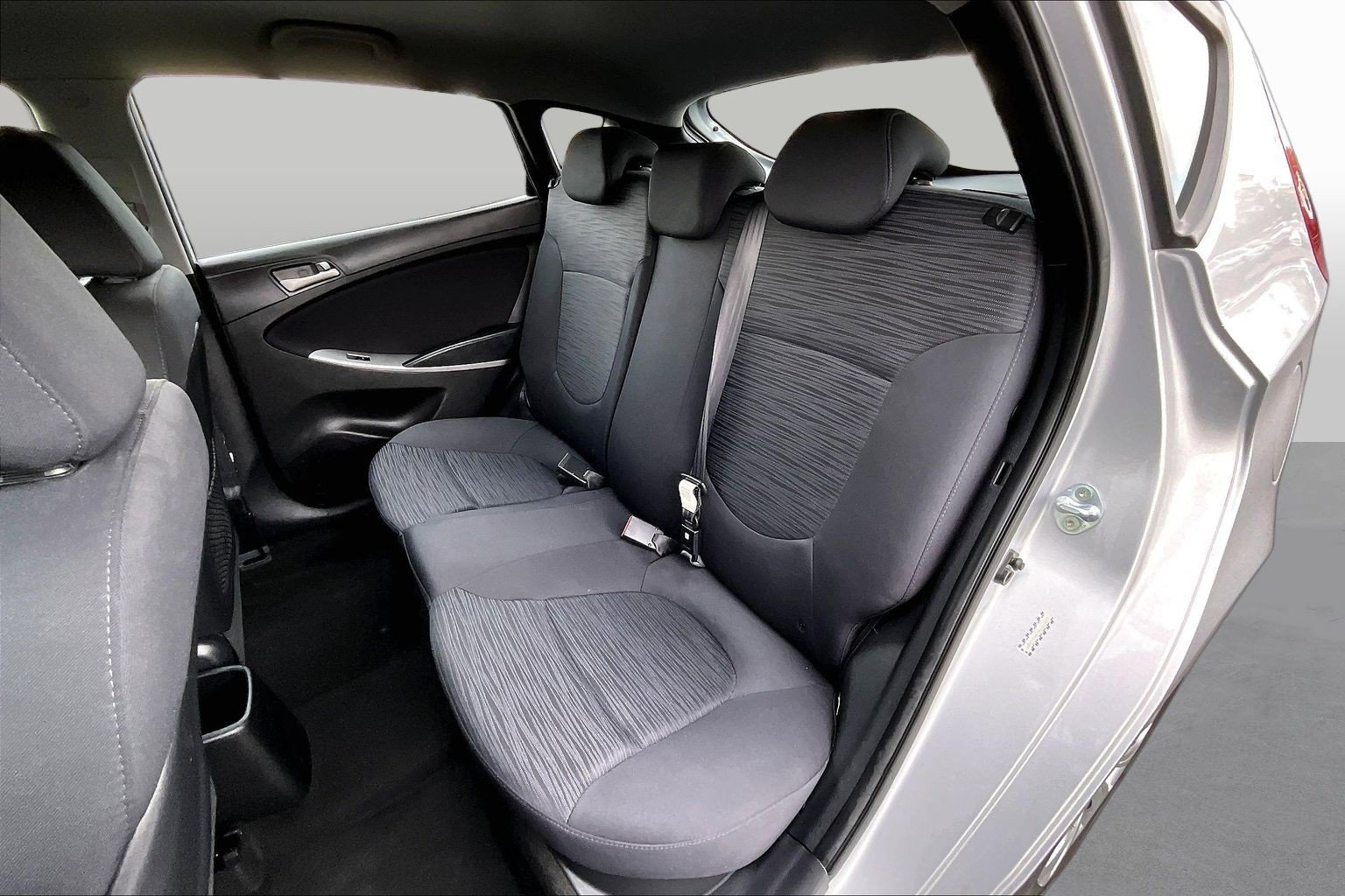 Used 2017 Hyundai Accent SE FWD image 22