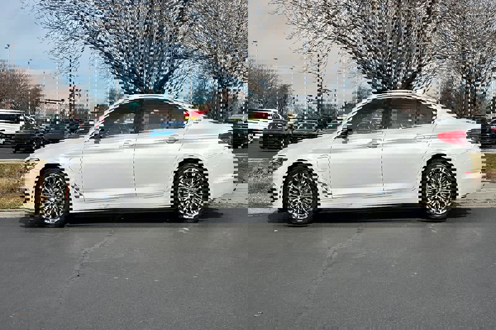 Used 2019 BMW 530e image 5