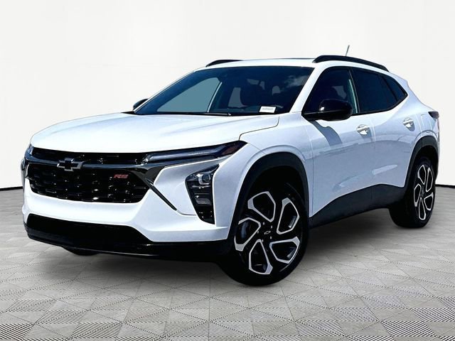 New 2026 Chevrolet Trax RS w/ Sunroof Package FWD image 3