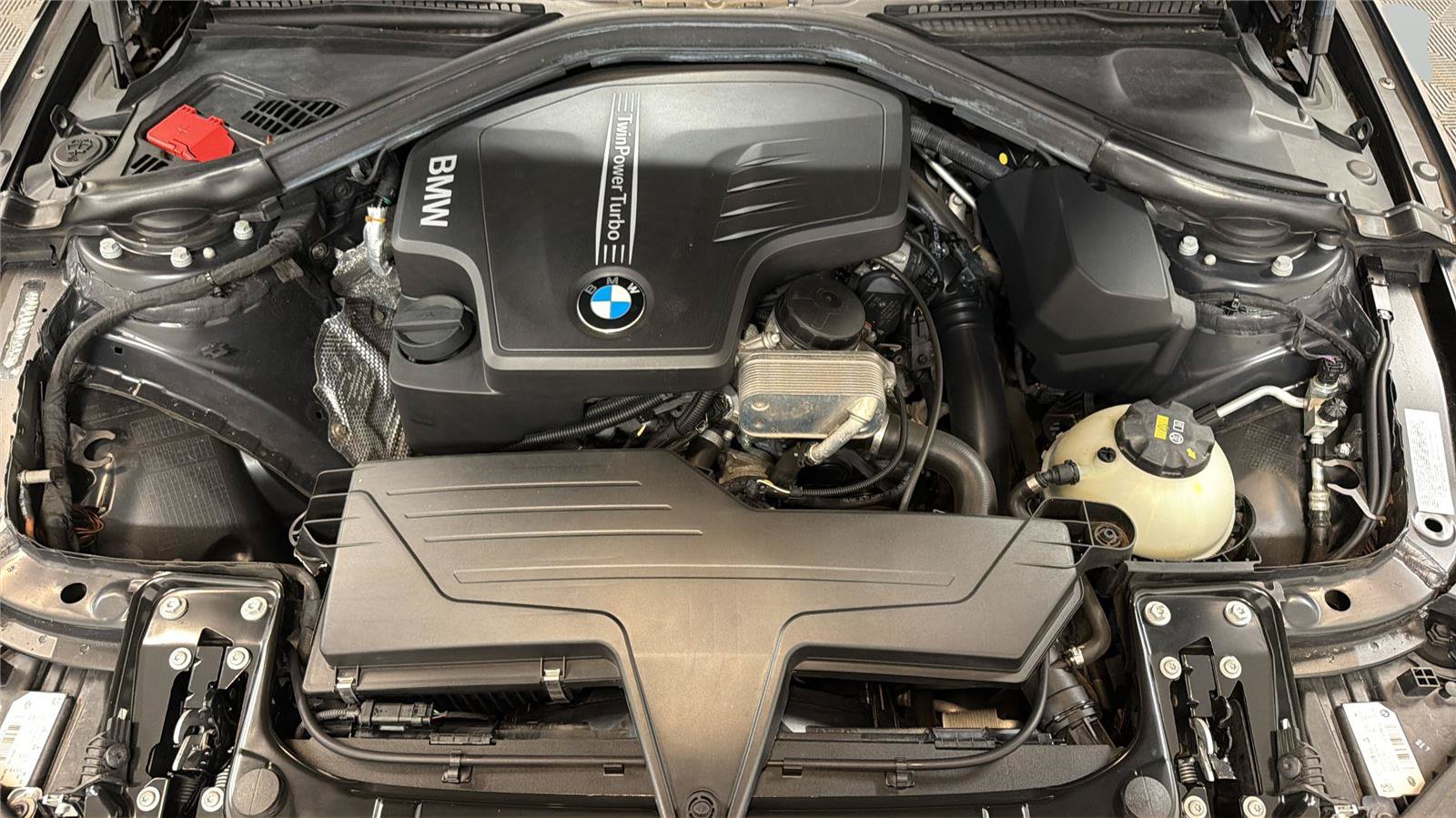 Used 2016 BMW 328i Sedan RWD image 9