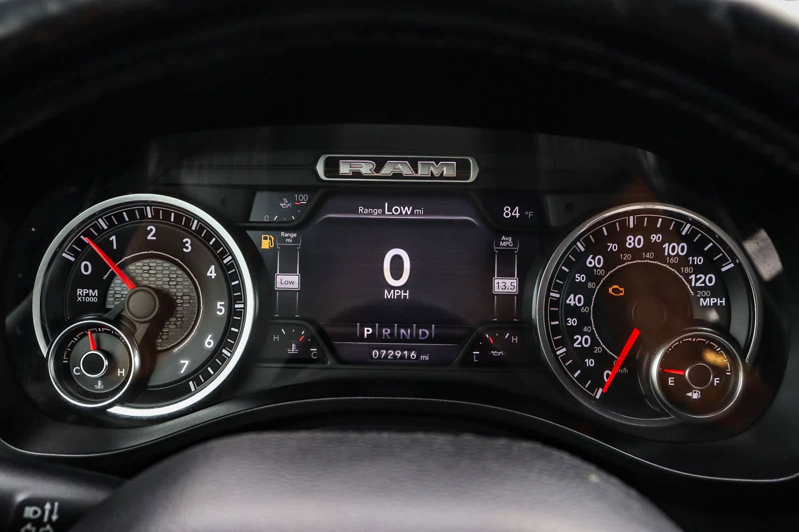 Used 2019 RAM 1500 Laramie RWD image 30
