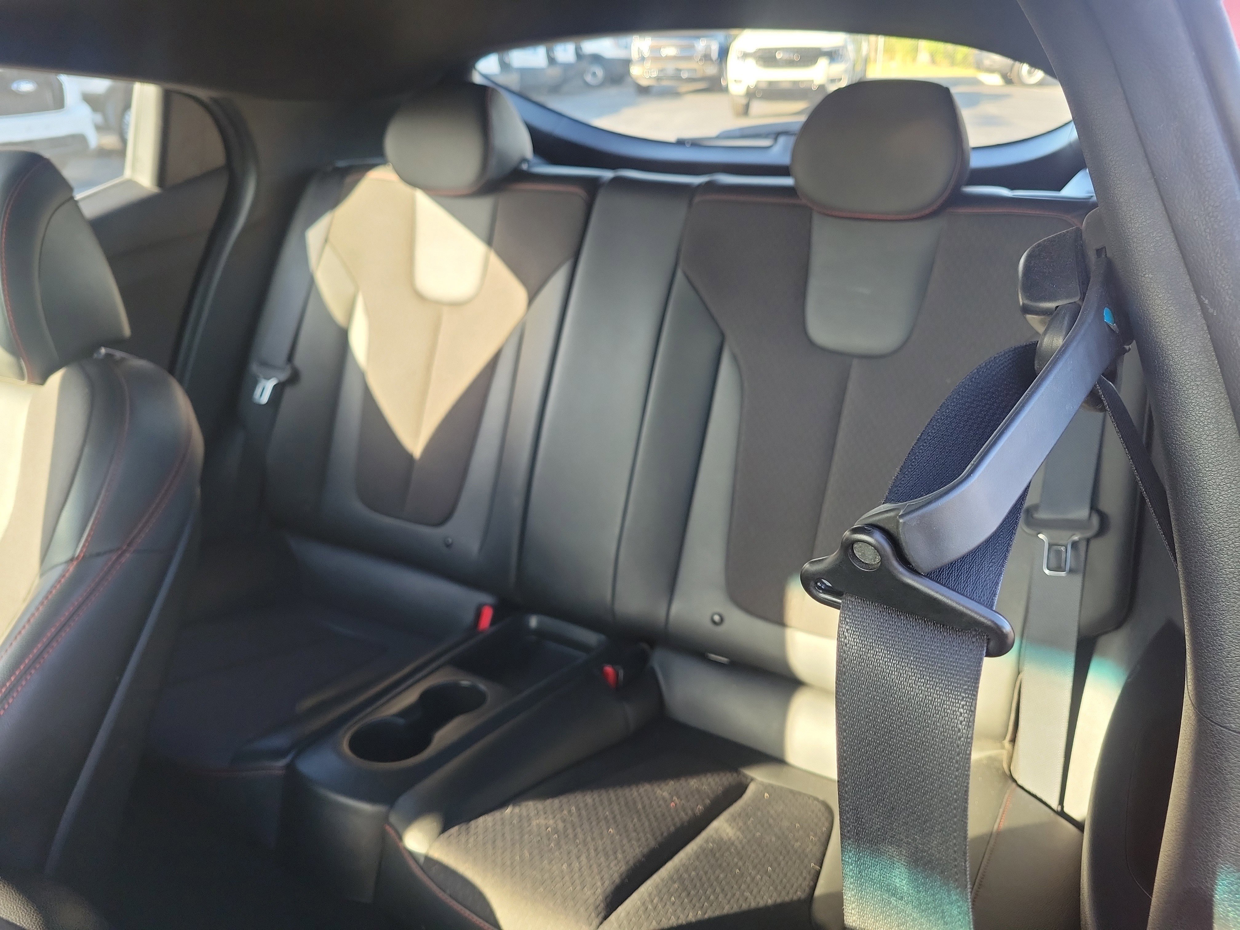 Used 2019 Hyundai Veloster Turbo image 10