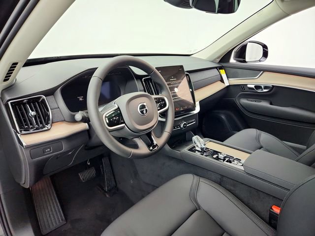 New 2026 Volvo XC90 B5 Core image 16