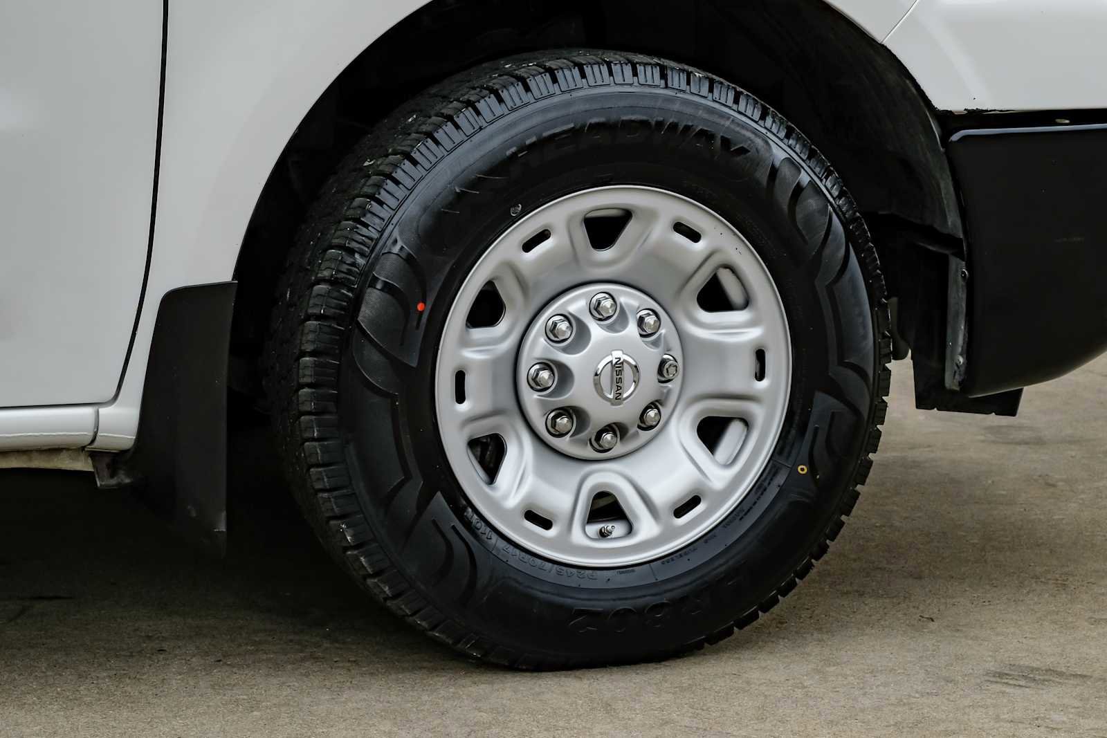 Used 2020 Nissan NV 2500 SV image 57