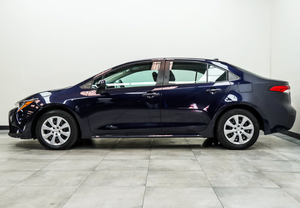 Used 2022 Toyota Corolla LE FWD image 8