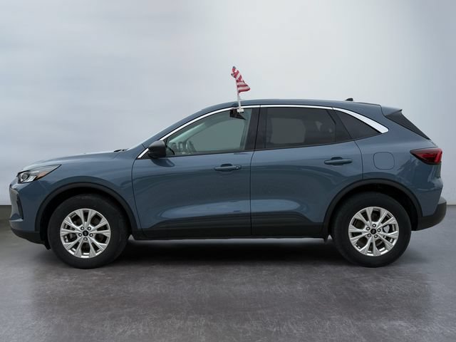 Used 2024 Ford Escape Active AWD/4WD image 2