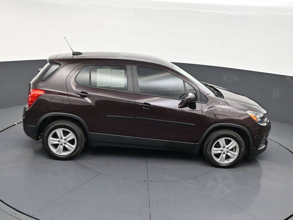 Used 2021 Chevrolet Trax LS image 18