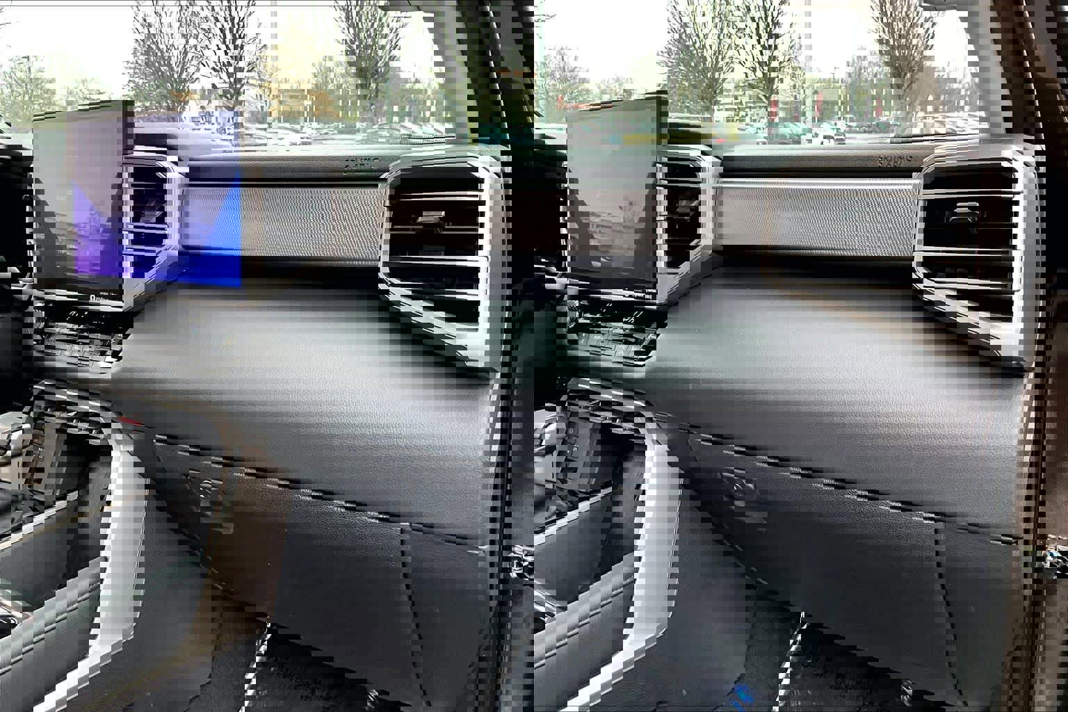 Used 2024 Toyota Tundra Limited image 18