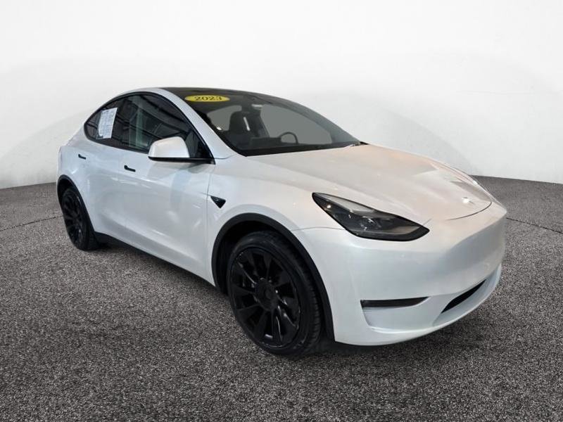 Used 2023 Tesla Model Y Long Range image 1