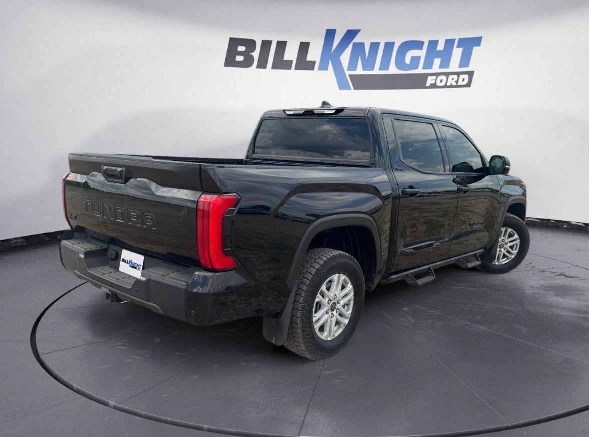 Used 2023 Toyota Tundra SR5 w/ SR5 Convenience Package AWD/4WD image 5
