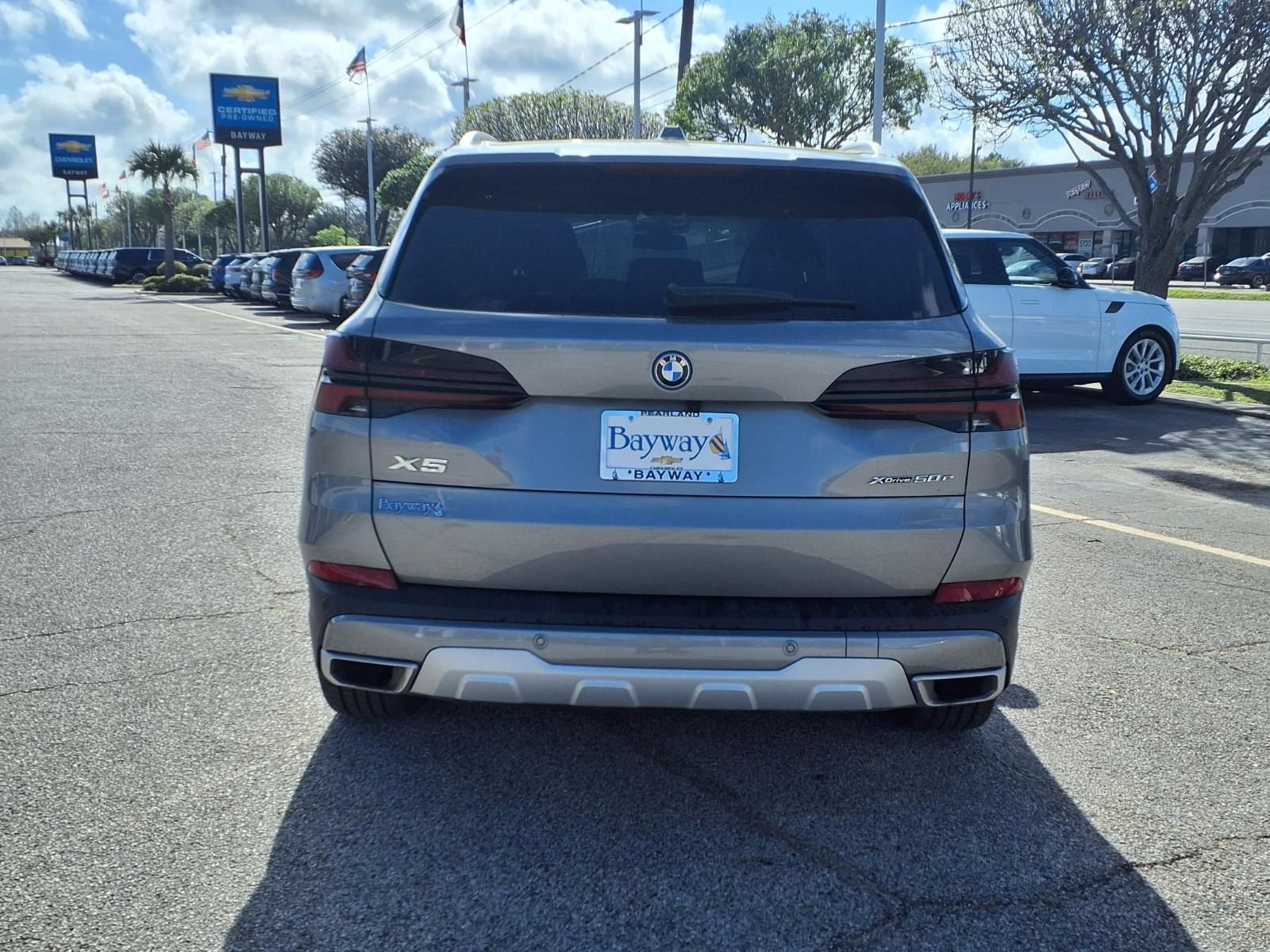 Used 2025 BMW X5 xDrive50e image 22