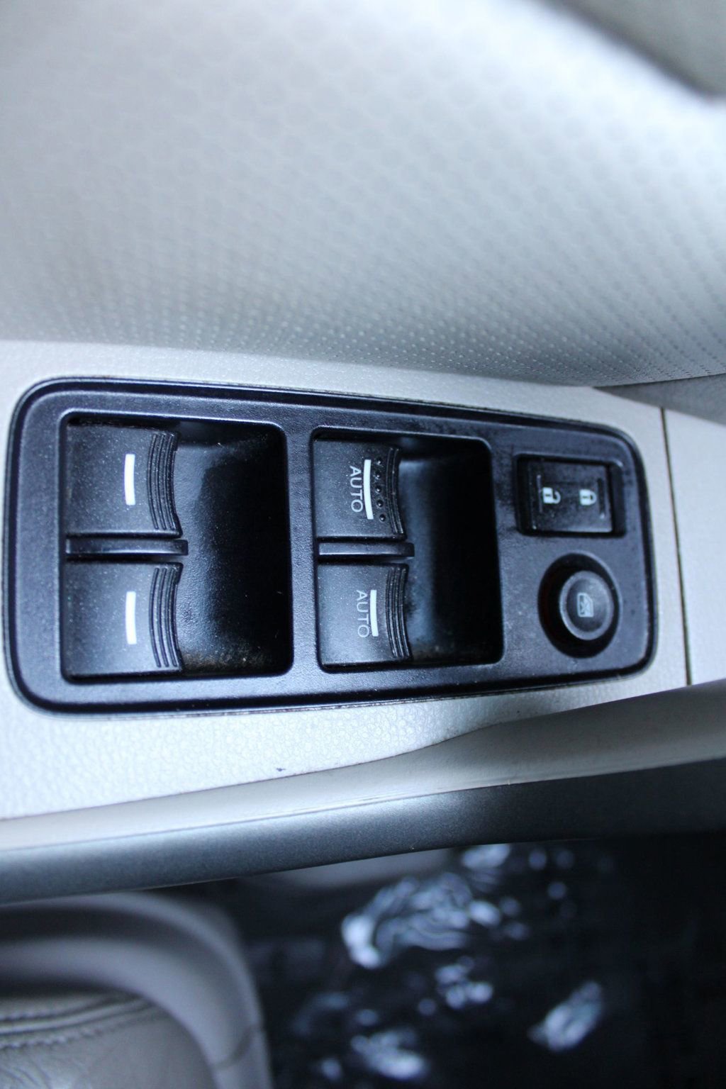 Used 2010 Acura RDX 2WD w/ Technology Package image 27