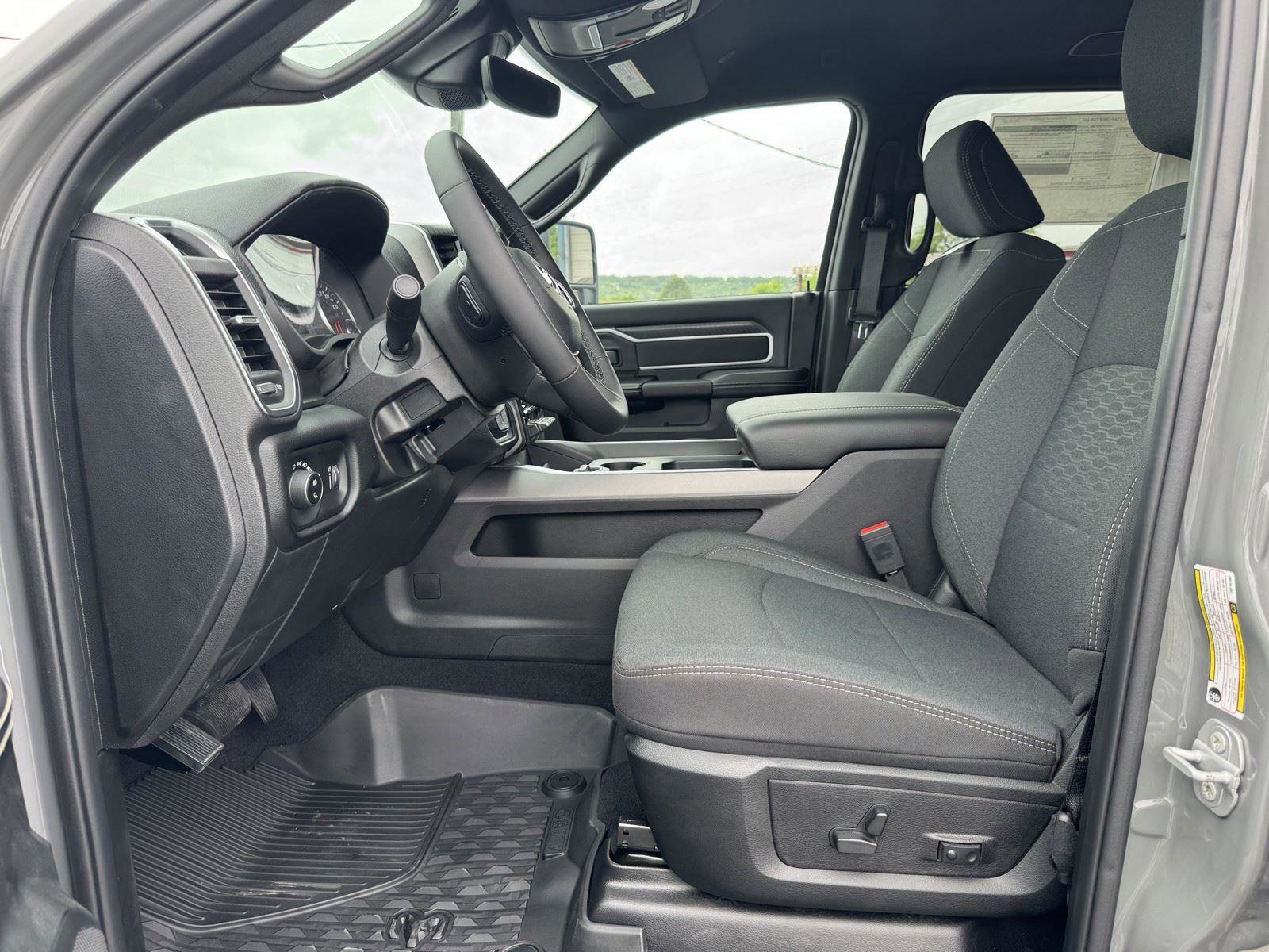 New 2026 RAM 2500 Lone Star AWD/4WD image 28