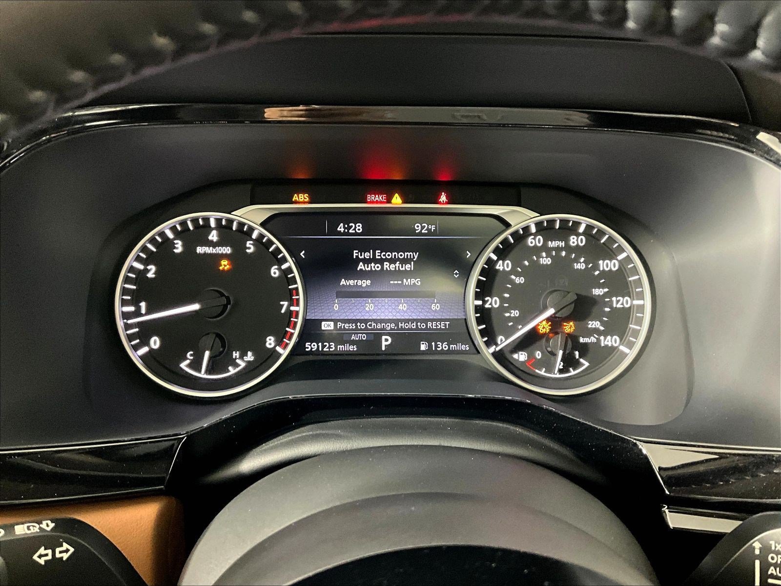 Certified 2022 Nissan Pathfinder Platinum AWD/4WD image 13