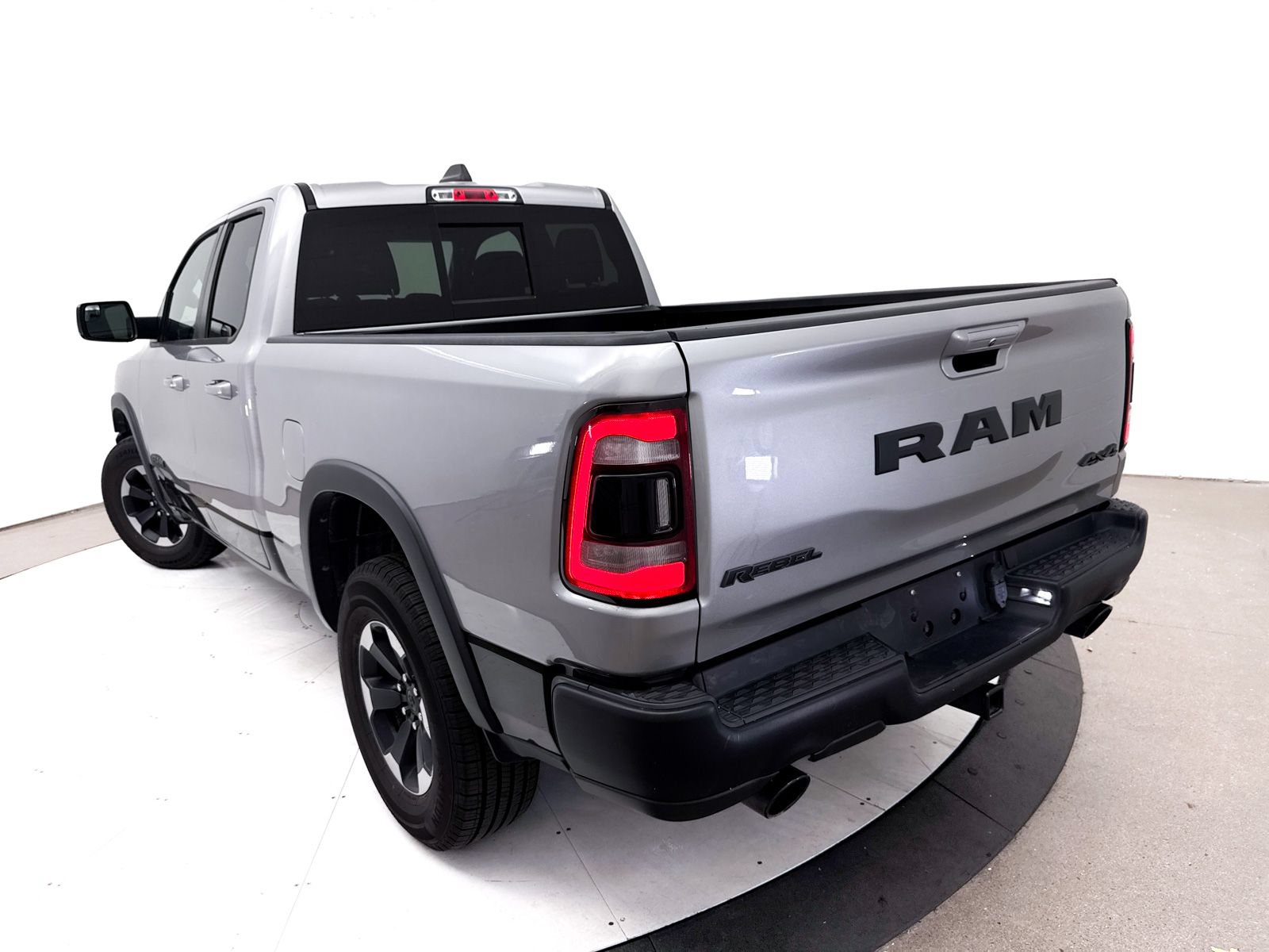Used 2020 RAM 1500 Rebel AWD/4WD image 7