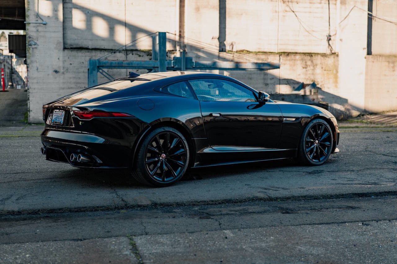 Used 2021 Jaguar F-TYPE R image 14