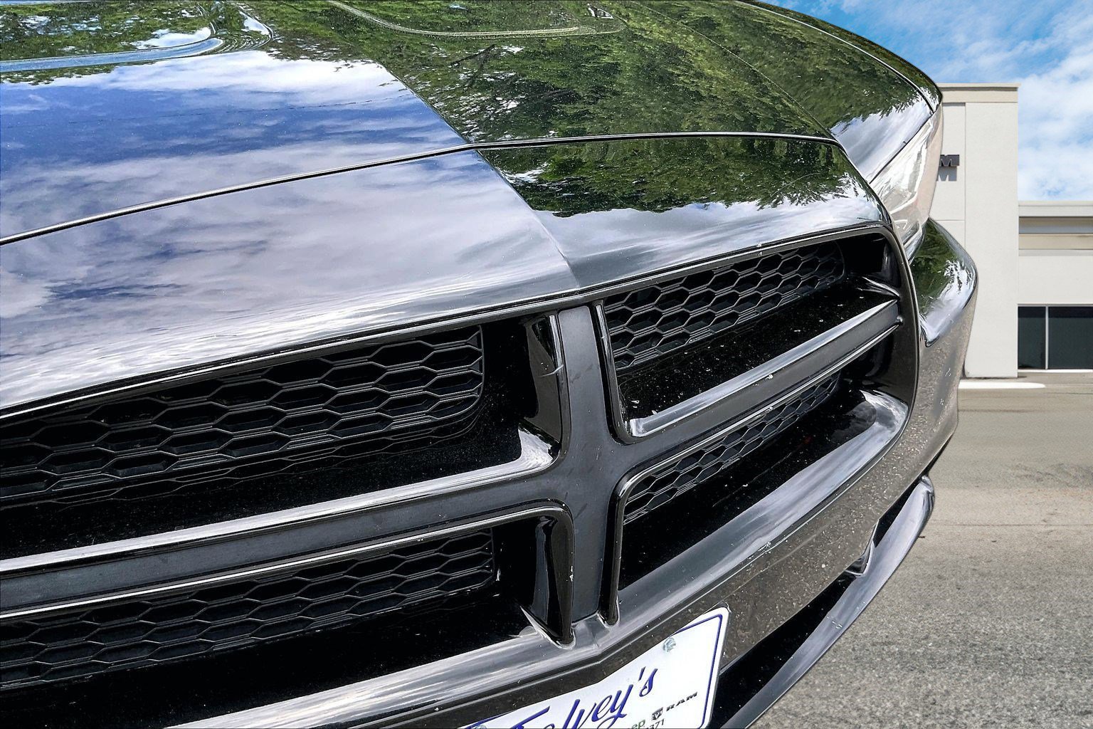 Used 2014 Dodge Charger SXT AWD/4WD image 25