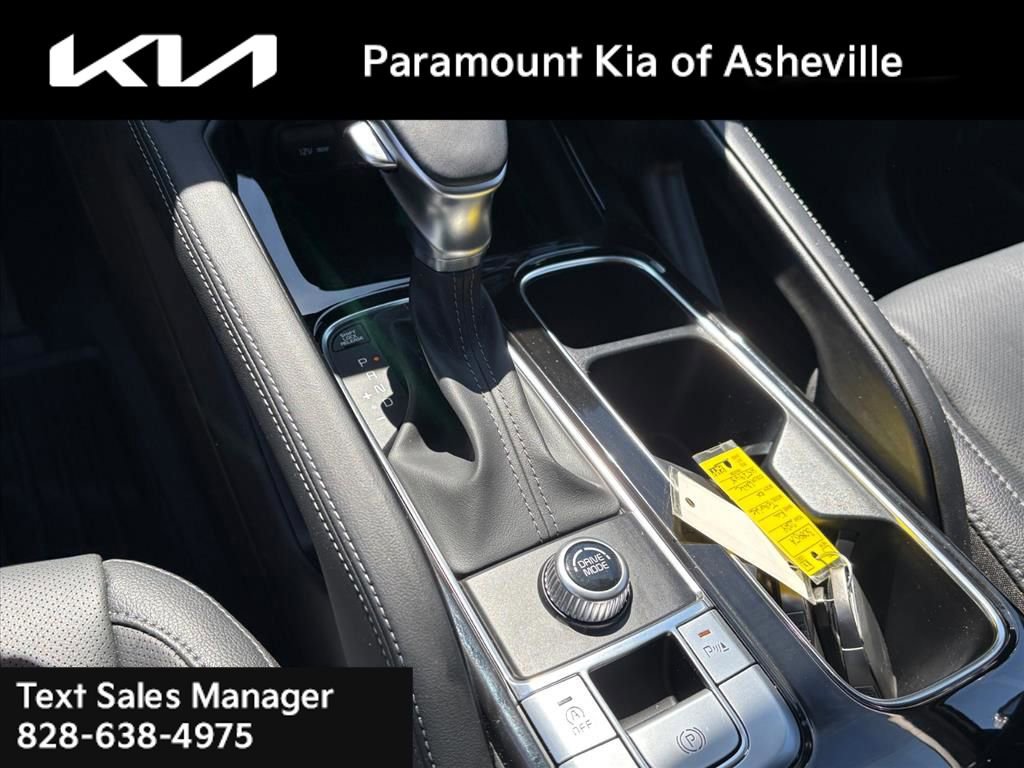 Certified 2024 Kia Telluride EX w/ EX Captain's Chair Package FWD image 26